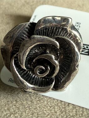 Silver-Tone Floral Rose Statement Ring
